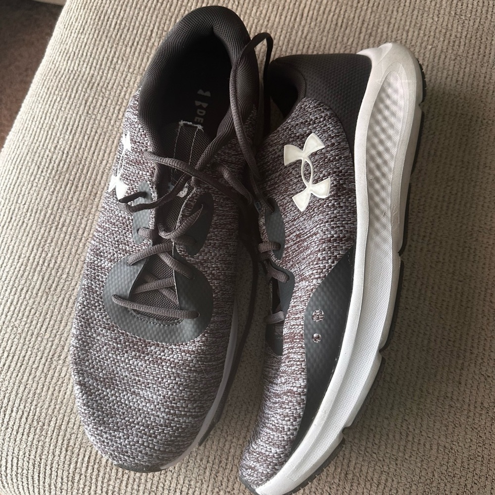 Under Armour Charged Pursuit size 13